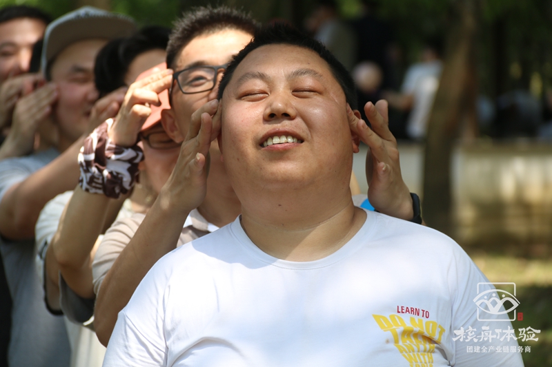 德贏勝團(tuán)建拓展，點(diǎn)燃團(tuán)隊(duì)斗志