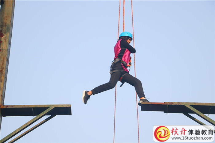 碧桂園蘇州區域“星耀聚  劍鋒礪”主題銷售精英俱樂部拓展集訓